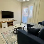 New Bazaar Cozy - 1 , 2 , 3 , 4 And 5 * Tirana