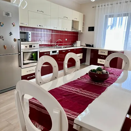 Apartment New Bazaar Cozy - 1 , 2 , 3 And 4 *