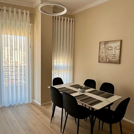 New Bazaar Cozy - 1 , 2 , 3 And 4 Apartment *
