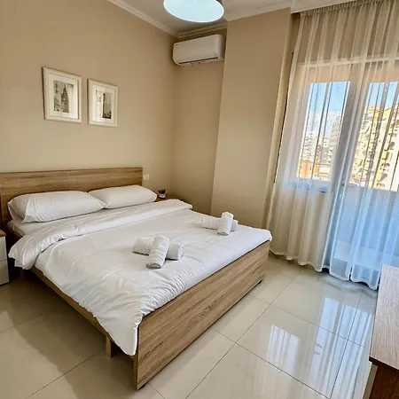 Apartment New Bazaar Cozy - 1 , 2 , 3 And 4