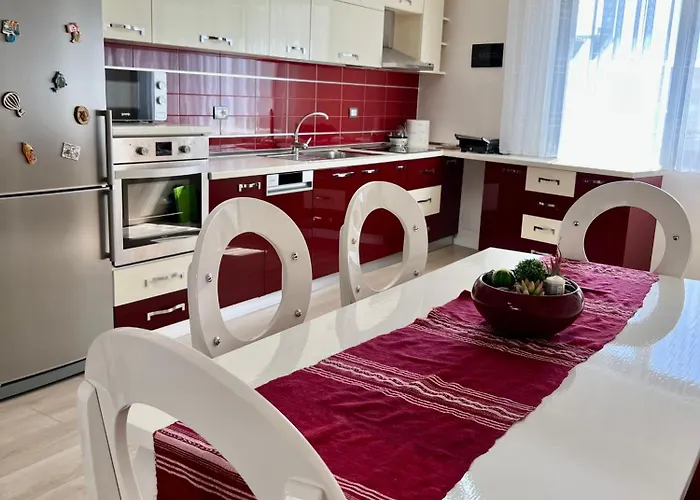 Apartman New Bazaar Cozy - 1 , 2 , 3 And 4 *