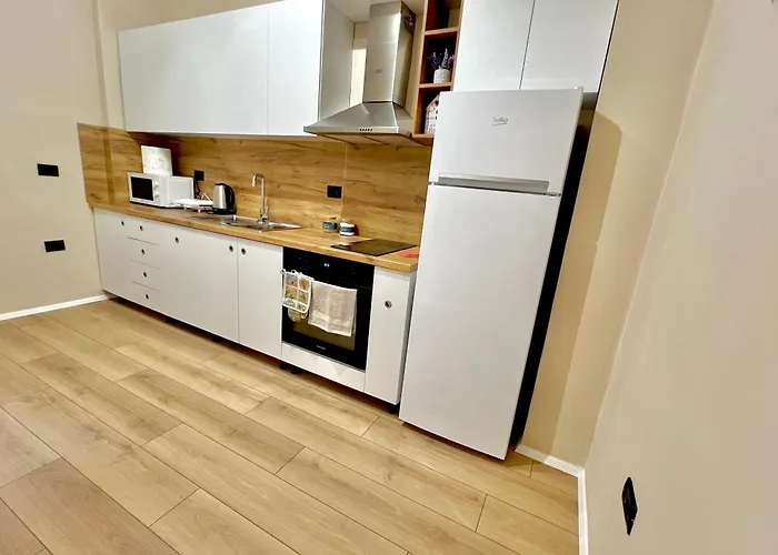 New Bazaar Cozy - 1 , 2 , 3 And 4 Tirana