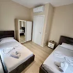 New Bazaar Cozy - 1 , 2 , 3&4 Appartement