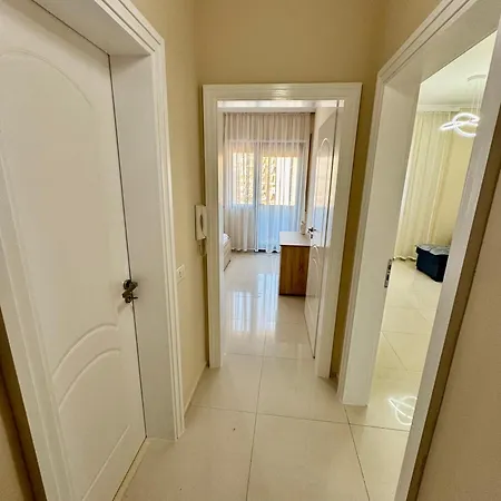 New Bazaar Cozy - 1 , 2 , 3 And 4 Τίρανα