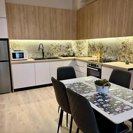 Appartement New Bazaar Cozy - 1 , 2 , 3 , 4&5 *