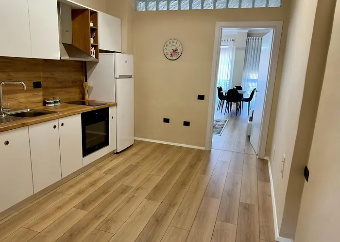 New Bazaar Cozy - 1 , 2 , 3 And 4 * Tirana